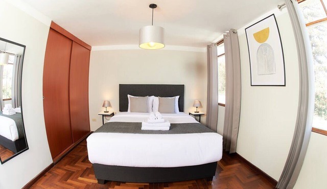 Lovely 3bedroom apt infront Sta Catalina Monastery