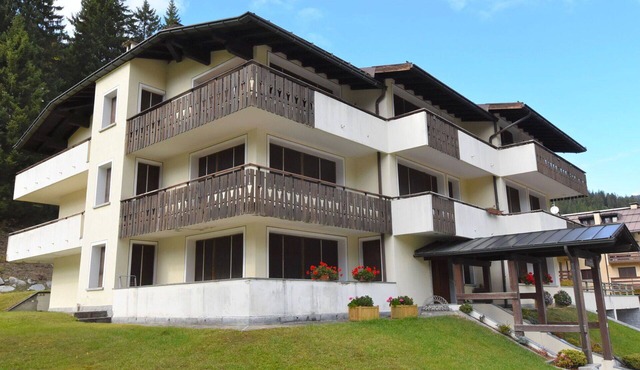 Lovely apartment for 4 people with WIFI, TV, terrace and pets allowed