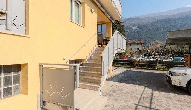 Lovely apartment for 8 people with A/C, WIFI, TV and patio