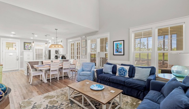 Lovely Beach Cottage w/6-Seat GOLF CART! Pool, Beach Tram, Golf Course Views
