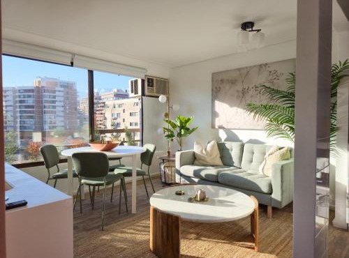 Luminoso y central dpto Duplex en barrio El Golf - Costanera Center