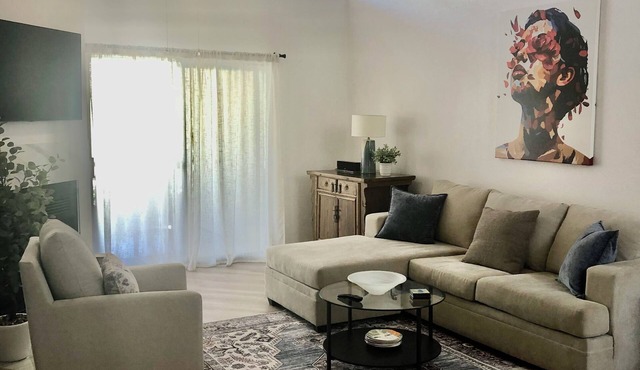 Luxurious 2-bedroom condo in fabulous Paradise Valley/Scottsdale