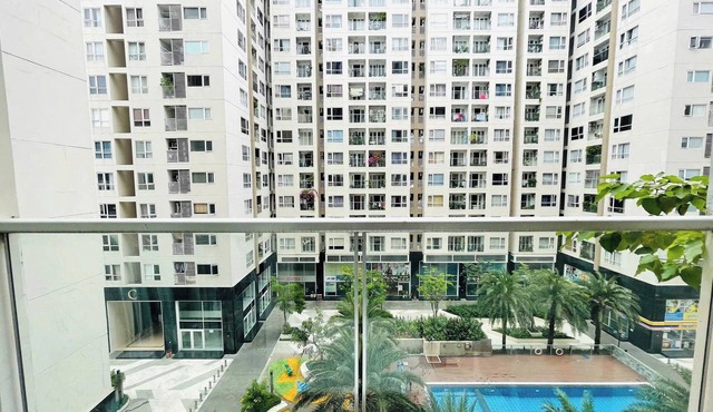 Luxury 2 bedroom Apartment Sky Center