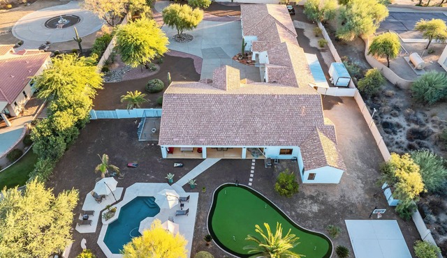 Luxury 6BR Estate Heated Pool, Games & Resort