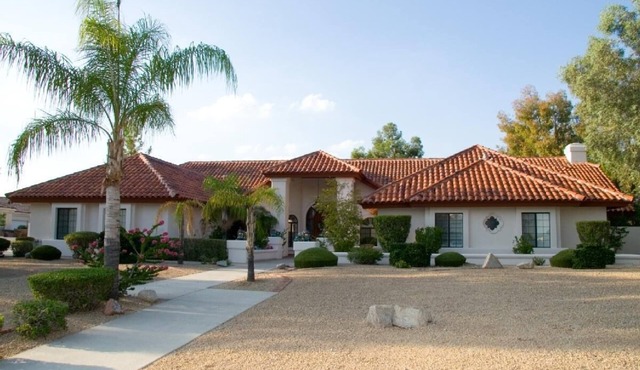 LUXURY RESORT FABULOUS SCOTTSDALE LOCATION! PRIVATE 1 ACRE OASIS ! ONE of a KIND