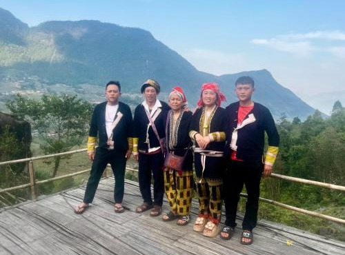 Mama Pham Homestay
