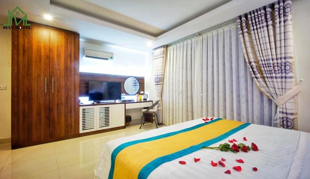 MAY HOTEL PHU QUOC BAI TRUONG