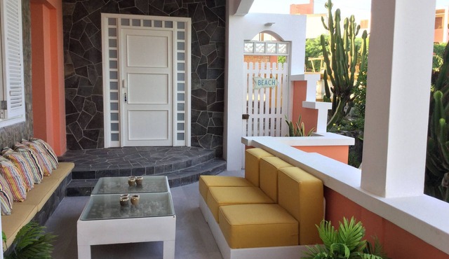 MEJIA beautiful suite at just few steps from the beach.