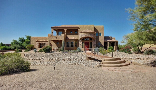 Mesa Uplands - 4 Bed Home with 360 Degree City/Mountain Views