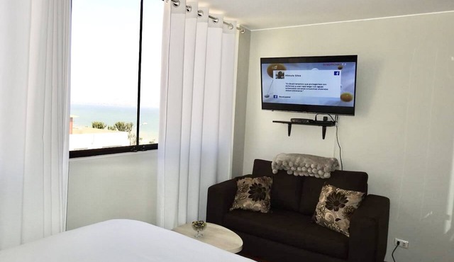 Modern 2 Bedroom Studio Apartment on Seaside in Lima