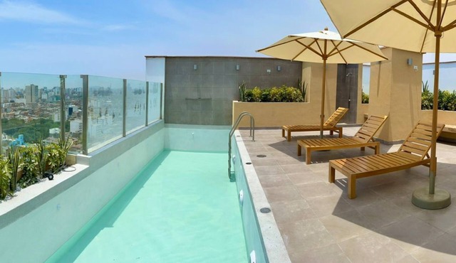 "Modern apartment close to San Isidro and San Borja".