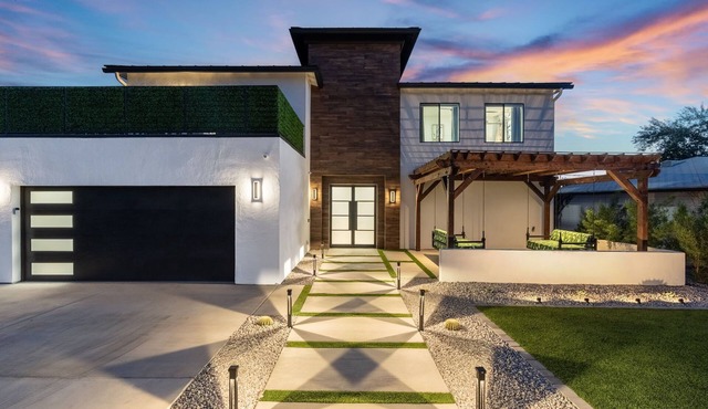 Modern Arcadia Family Luxury Compound Htd Pool & Spa, Outdoor Kitchen & Fire Pit
