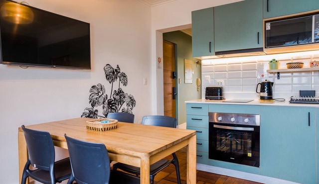 Modern Comfort in Providencia Ideal for 3