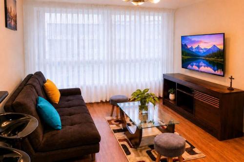 Modern & Comfortable near Town Lima