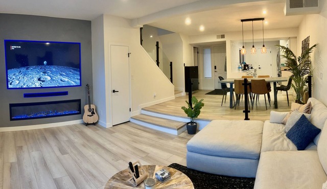Modern Furnished 2B/2.5Bth/Garage/Gtd/N.Scottsdale
