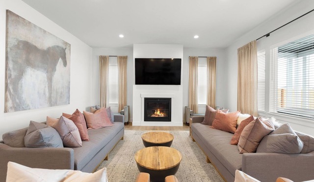 Modern Home Near Bridger Bowl, Big Sky & Yellowstone