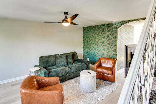 Modern Philly-Area Retreat Near Downtown & PHL!