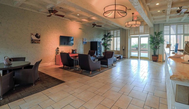Motel 6 Phoenix, AZ – Sky Harbor