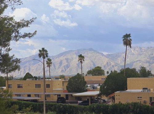 Mountain View Condo with Pool