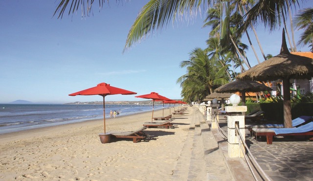 MuiNe Century Beach Resort & Spa