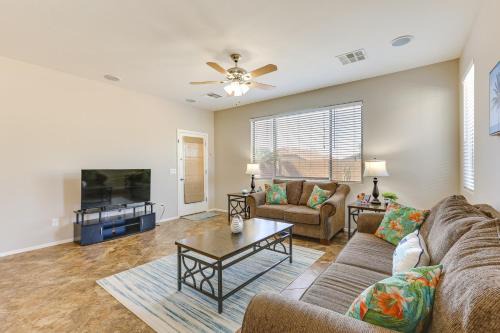 Near Parks & Golf: Maricopa Home w/Covered Patio!