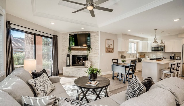 NEW Completely Renovated Sabino Canyon Condo