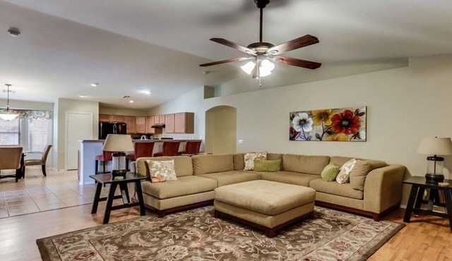 New - Spectacular San Tan Retreat - Perfect for your winter get away!