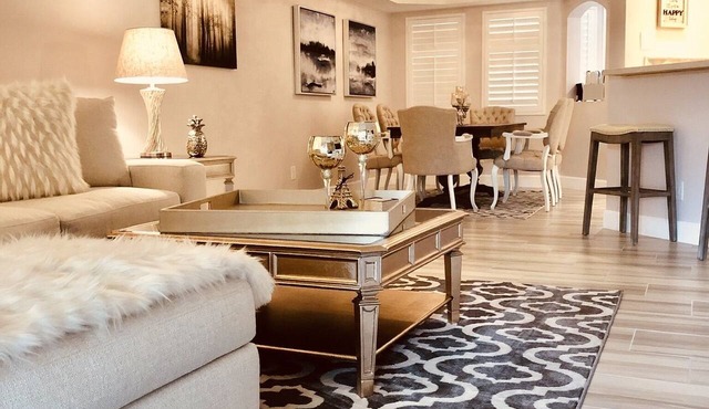 NEW! STUNNING 2 BD 2 BA RESORT STYLE CONDO IN THE AZ BILTMORE. MTN VIEWS!