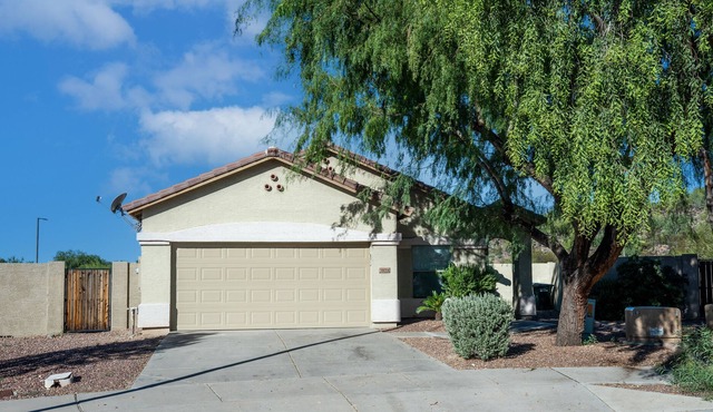 Newly Renovated Home In North West Valley of the Sun
