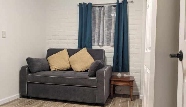 Newly renovated Peaceful 2-bedroom villa in charming Green Valley