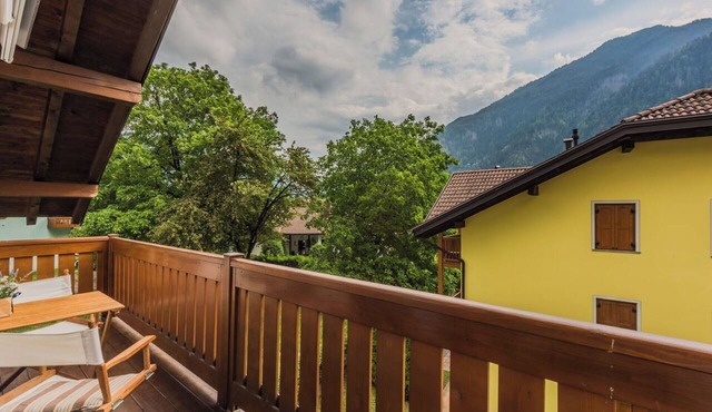 Nice apartment for 5 guests with WIFI, TV and patio