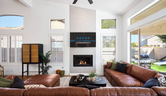 No Tax! Gorgeous BRAND NEW Remodel! 1-Story, HeatedPool, HotTub, BBQ, PuttingGrn