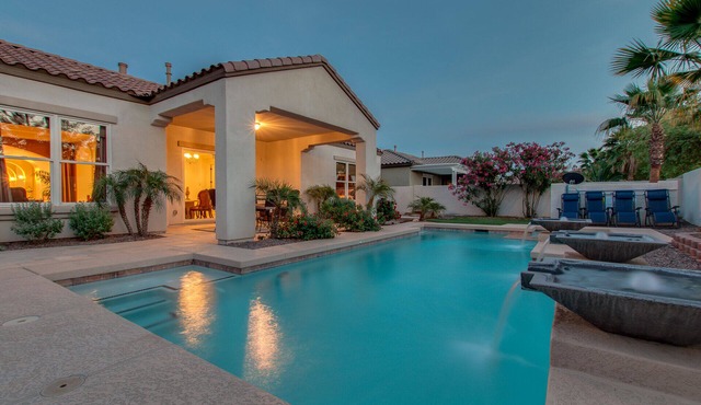 ⭐~PALAZZO TOSCANO~HEATED POOL/SPA~7BR*/4BA~UP TO 14 BEDS~USTA~GOLF~NASCAR~