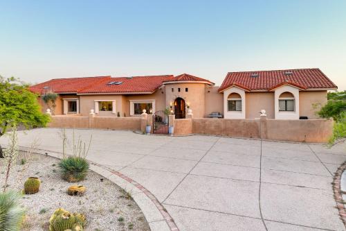 Pet-Friendly Tucson Vacation Rental w/Huge Yard!