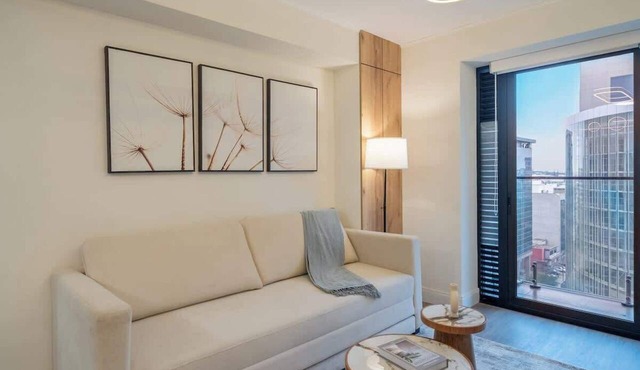 Pool · Gym · A/C | San Isidro's Financial District