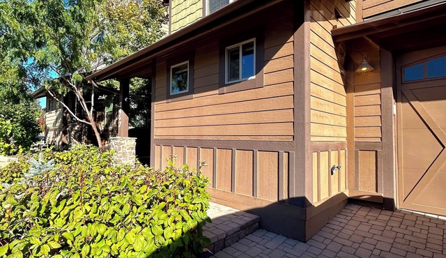 Presidio Retreat! AC/GRILL/FAMILY FRIENDLY!