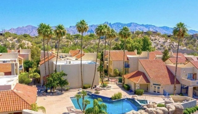 +PRIME LOCATION+ Cozy Condo in Tucson Catalina Foothills Area