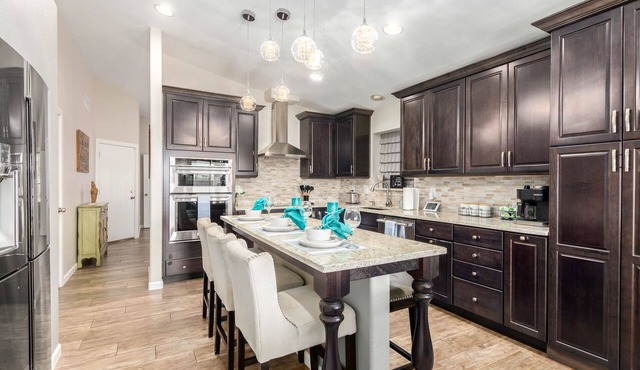 Prime location! Home in sought after Desert Ridge area!