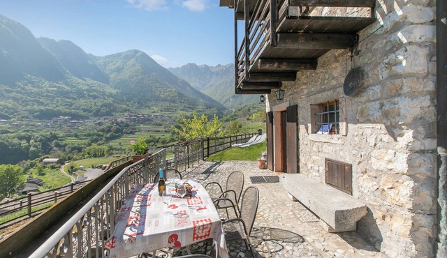 Private Green Oasis, Tenno, Italy