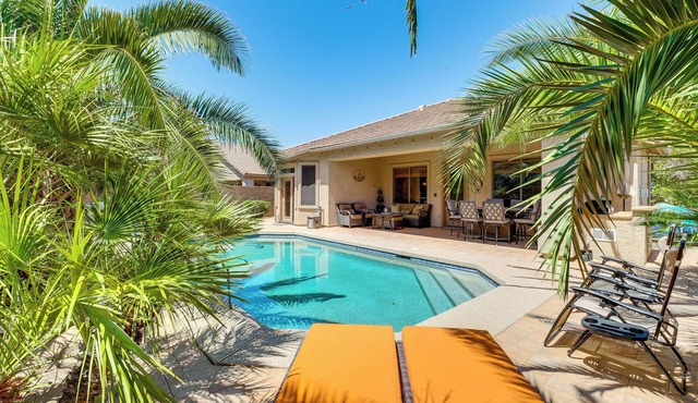Private Hot Tub: Pet-Friendly Maricopa Escape!