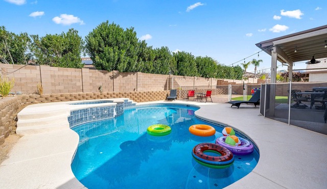 Private Oasis in NW Tucson