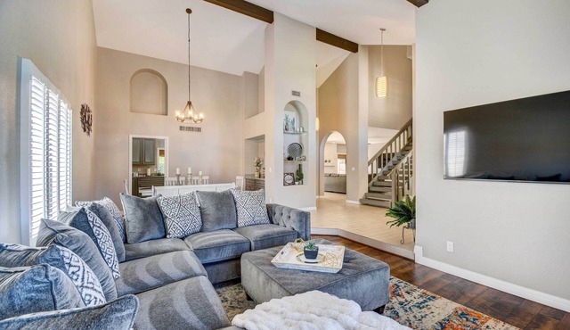 Private Pool, Grill: Upscale Scottsdale Retreat!