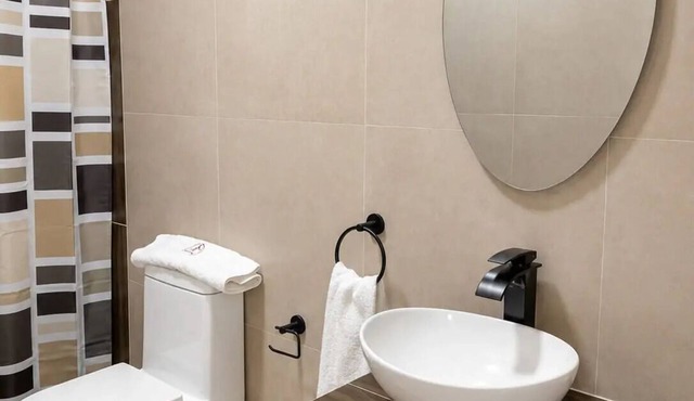 Private Rooms Across from the Plaza de Armas, Private Bathroom, Beautiful View 4