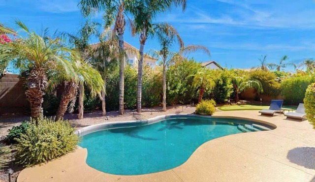 Putting Green, Heated Pool & Fruit Trees