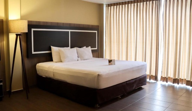 Rado Hotel - Santa María