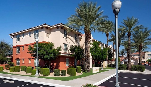 Relaxing Pet-Friendly Property in Scottsdale, With Kitchen and Pool!