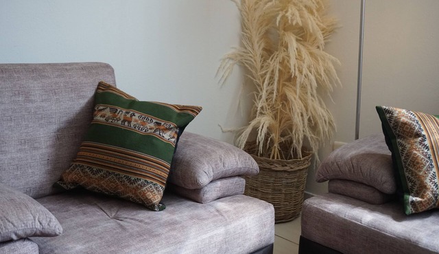 Retiro: Homey, 2-bedroom accommodation in the San Blas market area