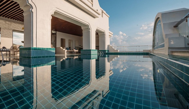Rex Quang Binh Hotel