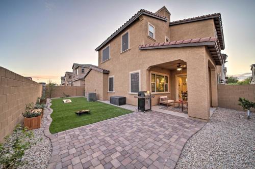 Rio Paseo Retreat with Private Patio and Pool Access!