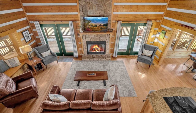 Scenic 4-BR Chalet with Hot Tub